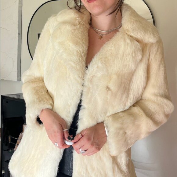 Genuine white/cream rabbit fur coat - Picture 8 of 15